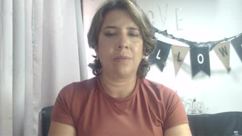 Hi guys   Im victoria  Be the one who can control me in PVT online show from 20, 10, 2025