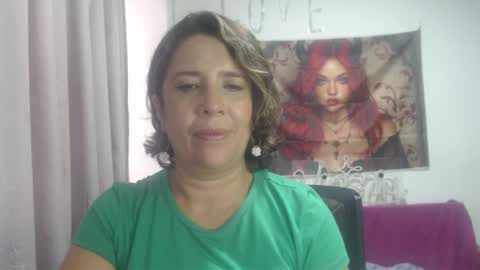 Hi guys   Im victoria  Be the one who can control me in PVT online show from 27, 11, 2025