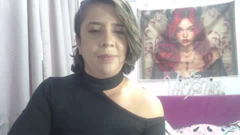 Hi guys   Im victoria  Be the one who can control me in PVT online show from 29, 11, 2025