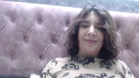 Hi guys   Im victoria  Be the one who can control me in PVT online show from 25, 5, 2026