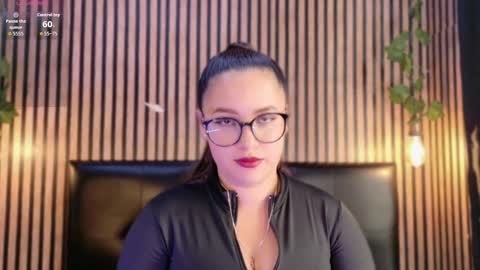 victorira online show from 3, 10, 2025