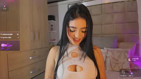 Victoria valentina  online show from 2, 10, 2025