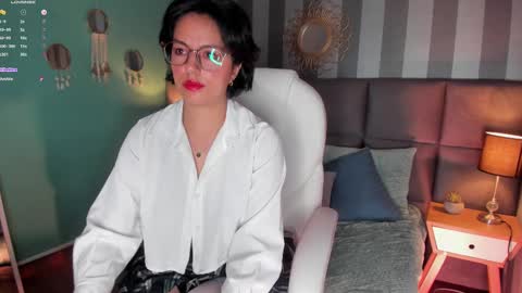 Victoria online show from 15, 2, 2025