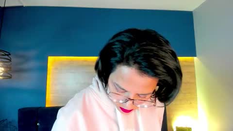 Victoria online show from 23, 9, 2025