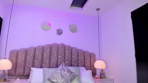 Snapshot of victoria_cooper3 chatting on 23, 2, 2026 valentina online show from 23, 2, 2026