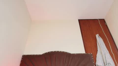 victoria online show from 27, 10, 2025