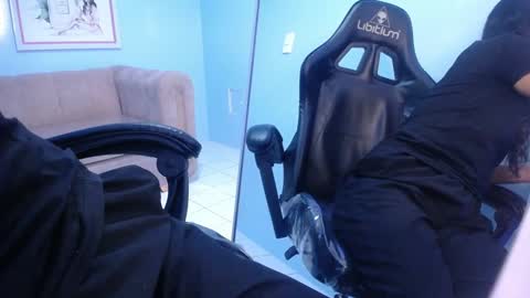 Victoria online show from 16, 12, 2025