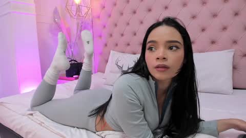Snapshot of victoria_kitt chatting on 19, 1, 2025 victoria_kitt online show from 19, 1, 2025