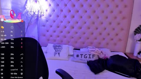 Snapshot of victoria_kitt chatting on 24, 9, 2025 victoria_kitt online show from 24, 9, 2025