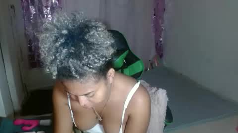 VICKY online show from 3, 12, 2025