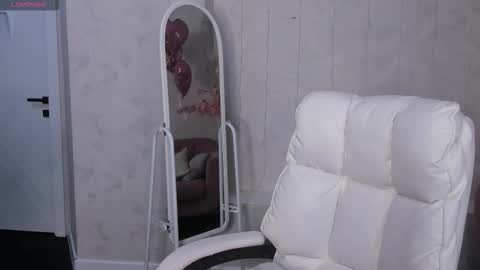 Victoria My schedule for the week 2 GMT 3am-9am TuWeThFrSa online show from 6, 3, 2026