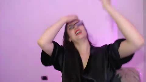 Victoria online show from 10, 3, 2025