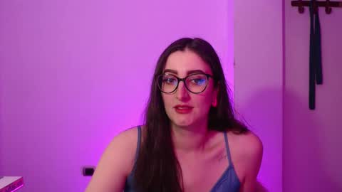 Victoria online show from 7, 10, 2025