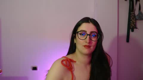 Victoria online show from 22, 11, 2025