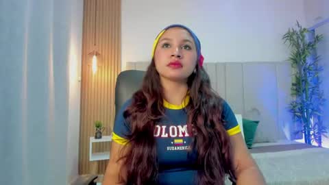 VICTORIA  online show from 3, 7, 2026