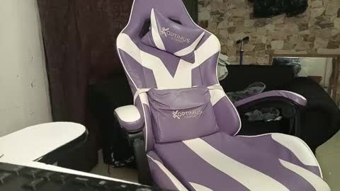 Victoria Cox online show from 29, 9, 2025