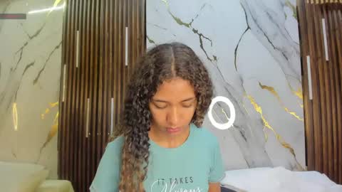Snapshot of victoriaduarte chatting on 21, 5, 2026 Victoria online show from 21, 5, 2026