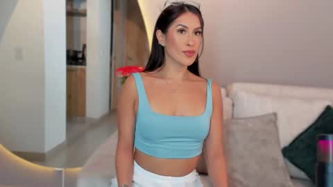 Vcitoria online show from 26, 2, 2025