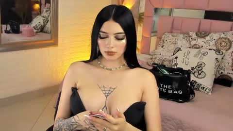 VICTORIA online show from 25, 1, 2025