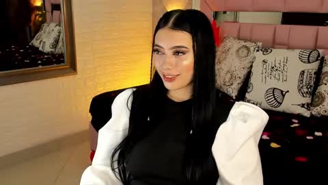 VICTORIA online show from 16, 2, 2025