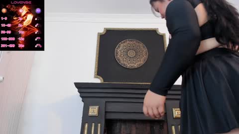 Victoria  online show from 31, 1, 2025