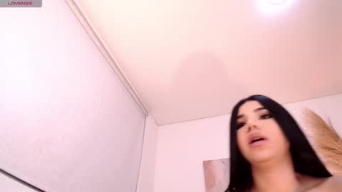 Victoria online show from 1, 12, 2025