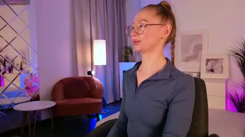 Snapshot of victorialight chatting on 14, 5, 2026 Victoria online show from 14, 5, 2026
