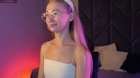 Victoria online show from 8, 7, 2026