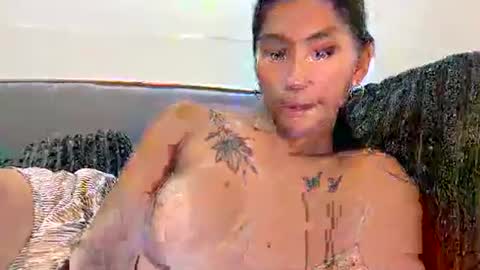 Snapshot of victoriamayumi chatting on 7, 6, 2026 Victoria online show from 7, 6, 2026