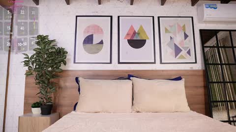 Victoria Shelby  online show from 30, 3, 2026