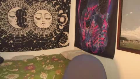 Victorino Jhonson online show from 9, 1, 2025