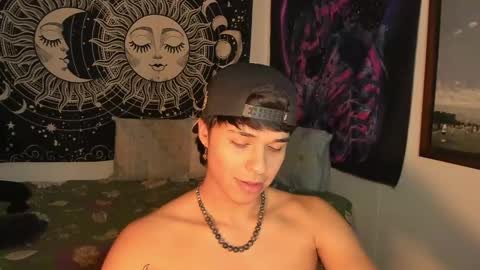 Victorino Jhonson online show from 4, 2, 2025