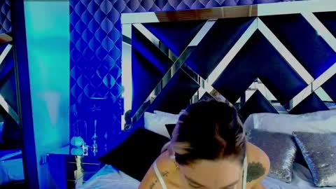 victtoria lee online show from 12, 3, 2025