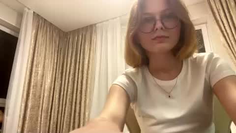 Snapshot of viennakiss chatting on 7, 8, 2026 Vienna online show from 7, 8, 2026