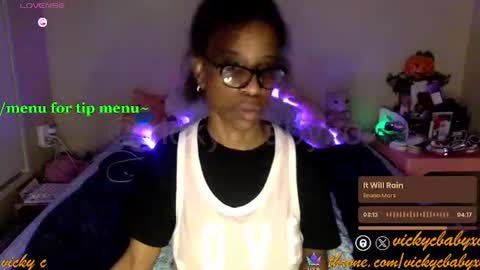 Vicky C Vicky V - Vicky C Baby Baby Vee - Schoolgurl V - V the Qween of Edging - Miss Vicky if U Nasty online show from 24, 10, 2025