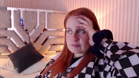 Violeta online show from 4, 1, 2025