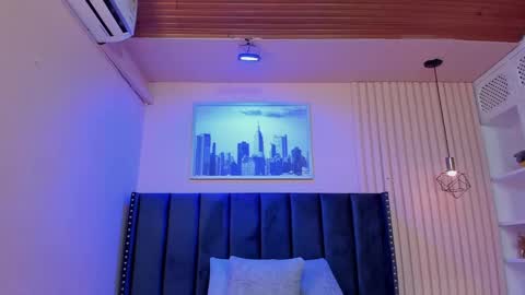 Viiolett online show from 13, 9, 2025