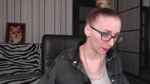 Vika online show from 7, 3, 2025