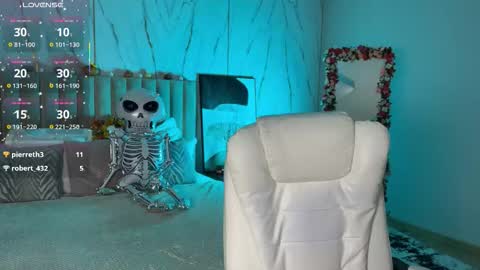 Vikky online show from 30, 10, 2025