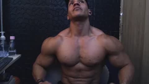 Viktor Herrera online show from 15, 11, 2025