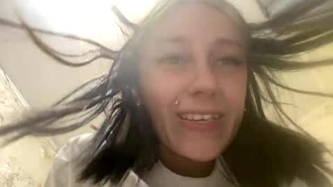 Sweett online show from 8, 5, 2026