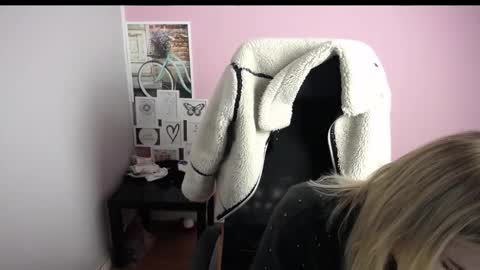 viktoria_lovely online show from 25, 11, 2025