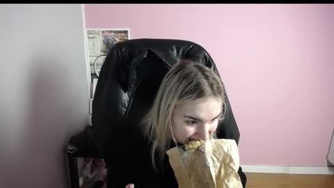 viktoria_lovely online show from 10, 2, 2026