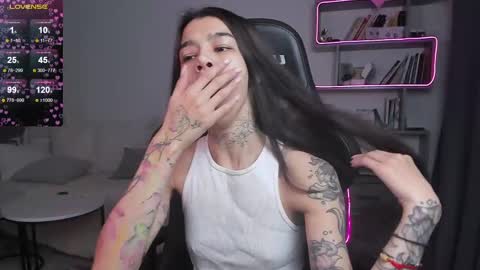 vinkitinkii online show from 13, 2, 2025