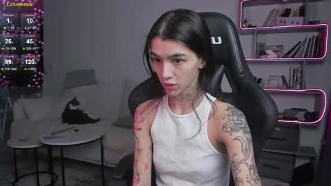 vinkitinkii online show from 18, 2, 2025