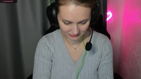 Funny  girl online show from 5, 3, 2026