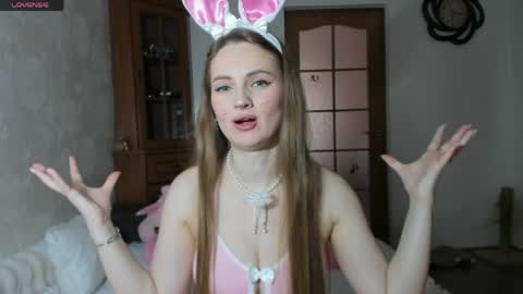 Funny  girl online show from 6, 4, 2026