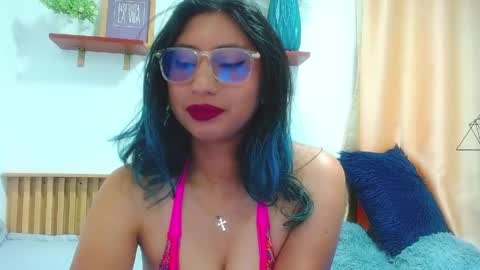 Snapshot of violet_2003 chatting on 27, 5, 2026 V I O L E T online show from 27, 5, 2026