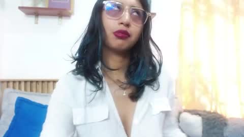 Snapshot of violet_2003 chatting on 25, 6, 2026 V I O L E T online show from 25, 6, 2026
