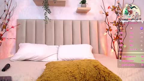 Violet Jones online show from 23, 12, 2024